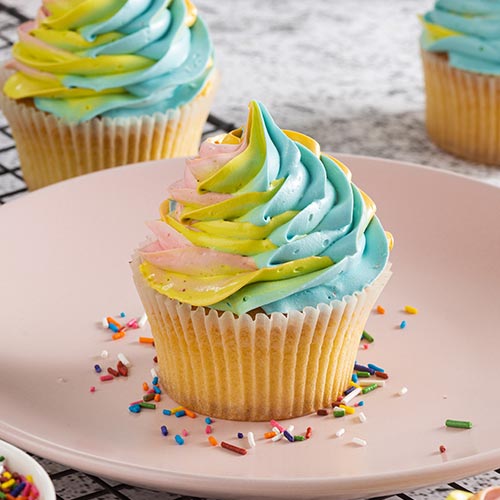  Rainbow Cupcake 